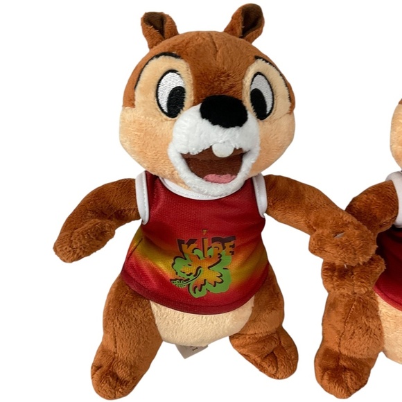 Disney Aulani Chip & Dale plush set  9” Disney  Kaua’i Resort exclusive - Picture 2 of 11